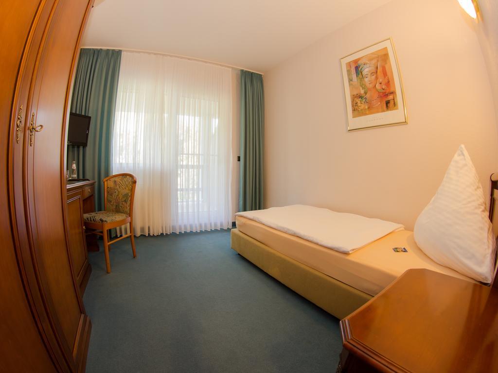 Parkhotel Schoenewalde Ngoại thất bức ảnh