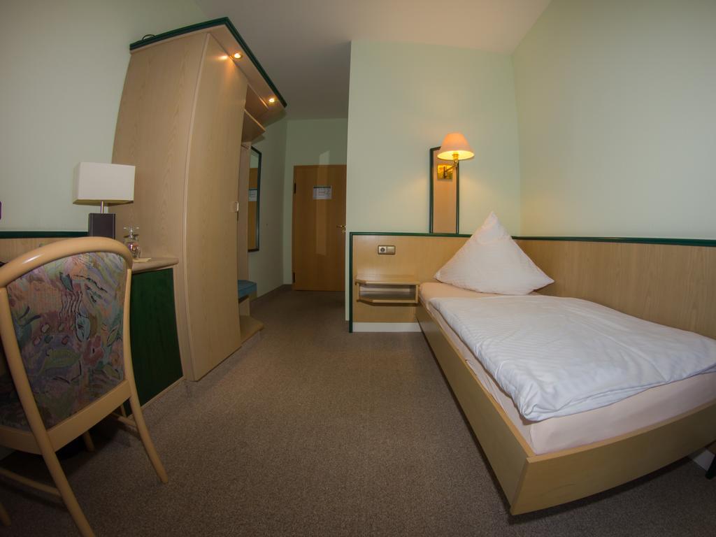 Parkhotel Schoenewalde Ngoại thất bức ảnh